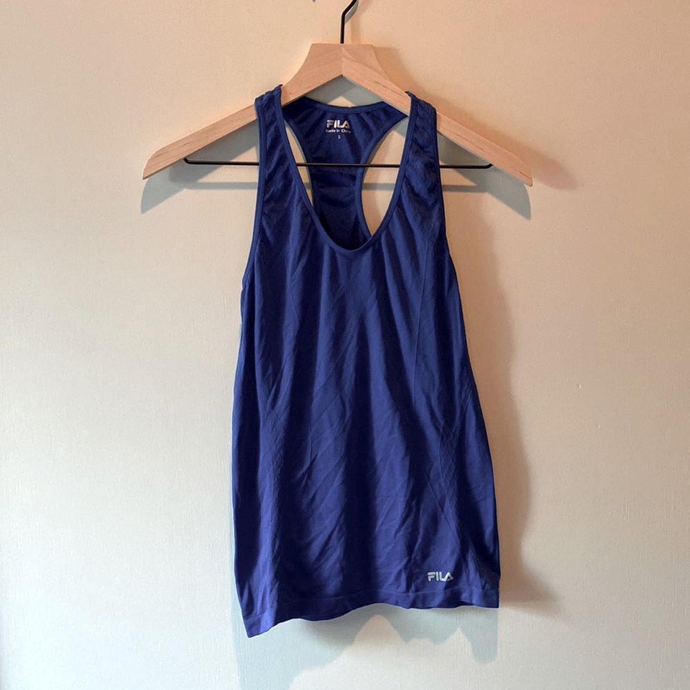 Fila workout gym top